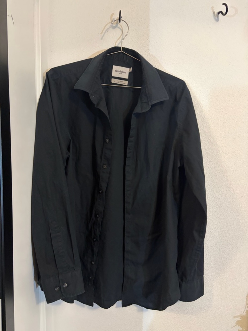 Goodfellow & Co Black Long-Sleeve Button-Down Shirt
